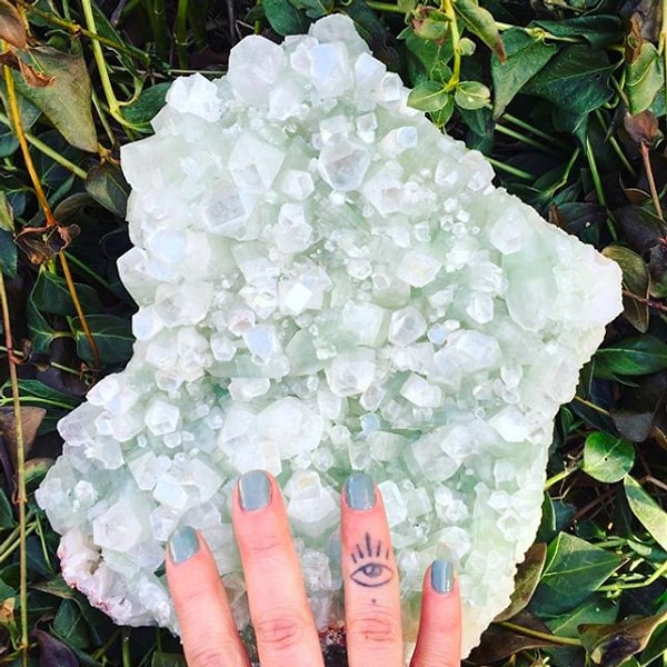 9. Стрелец - Апофиллит