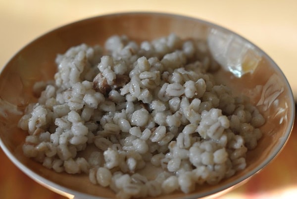 12. Перловая каша. Есть здесь такие, кто ее любил, будучи ребенком?