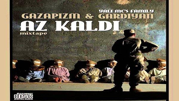 2006 yılında Gardiyan ile birlikte ilk albüm çalışması olan "Az Kaldı" isimli mixtape albümünü çıkartıyor. Bu albümle ilerde hedeflenen büyük bir kitlenin temelini atmış oluyor.