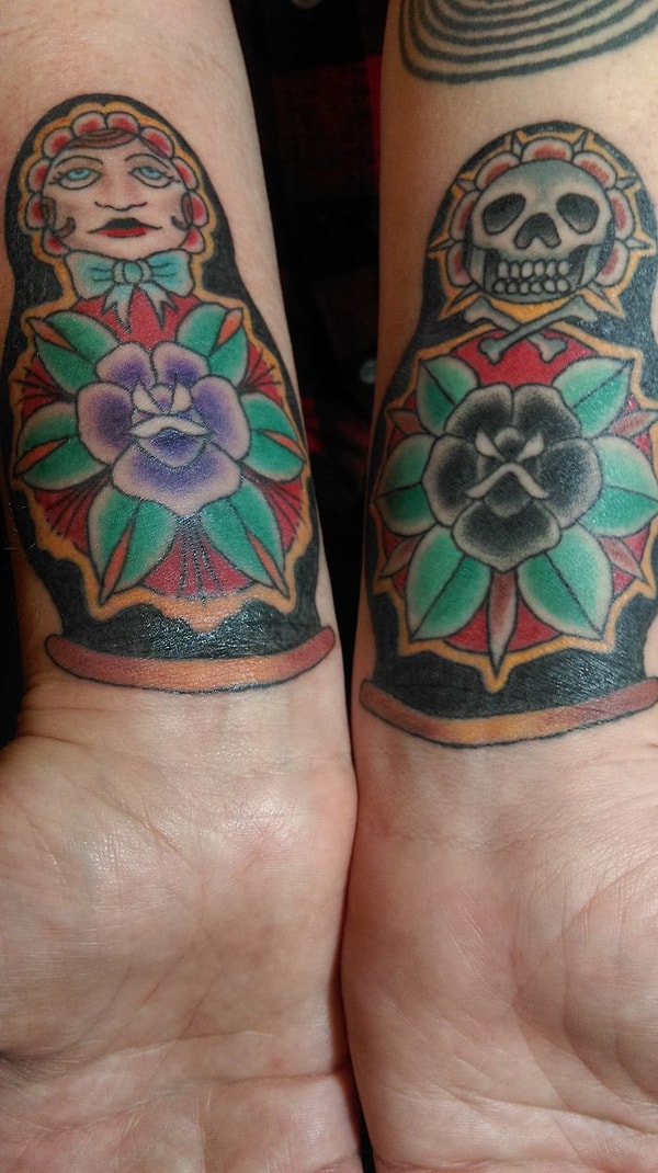 14. "Моя сестра-близнец умерла год назад, я сделала это тату в память об утраченной части себя"