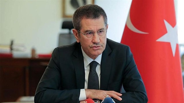 Canikli, ABD'li mevkidaşı Mattis'in kendisine yaptığı ilginç teklifi de açıkladı ve 'YPG'yi PKK'ya karşı savaştırabilecekleri şeklinde bir açıklaması oldu' ifadesini kullandı.