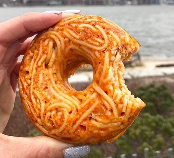 4. Спагетти в виде пончика: удобно или смехотворно?