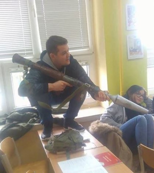 11. Gözlerimiz bizi yanıltmıyorsa bir RPG...