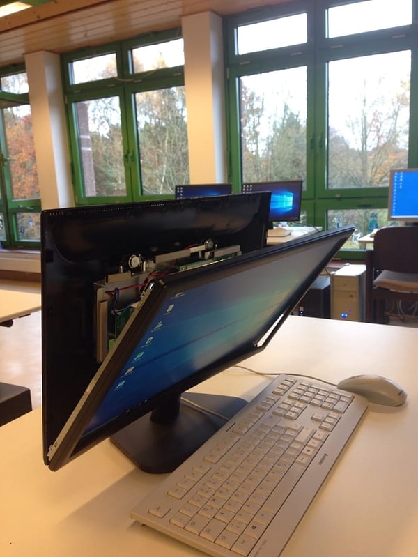 14. Что происходит?