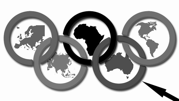 3. Какого цвета данное олимпийское кольцо?