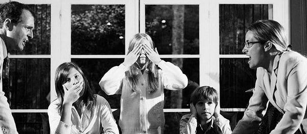 8. И, наконец, расскажите, становились ли вы свидетелем ссор, проходивших в доме?