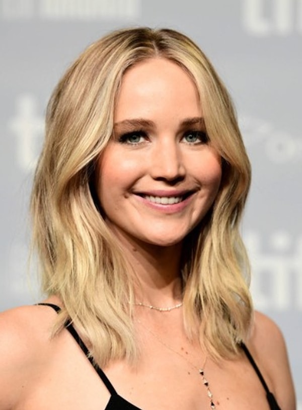 4. Дженнифер Лоуренс и Регина Тодоренко - 27 лет