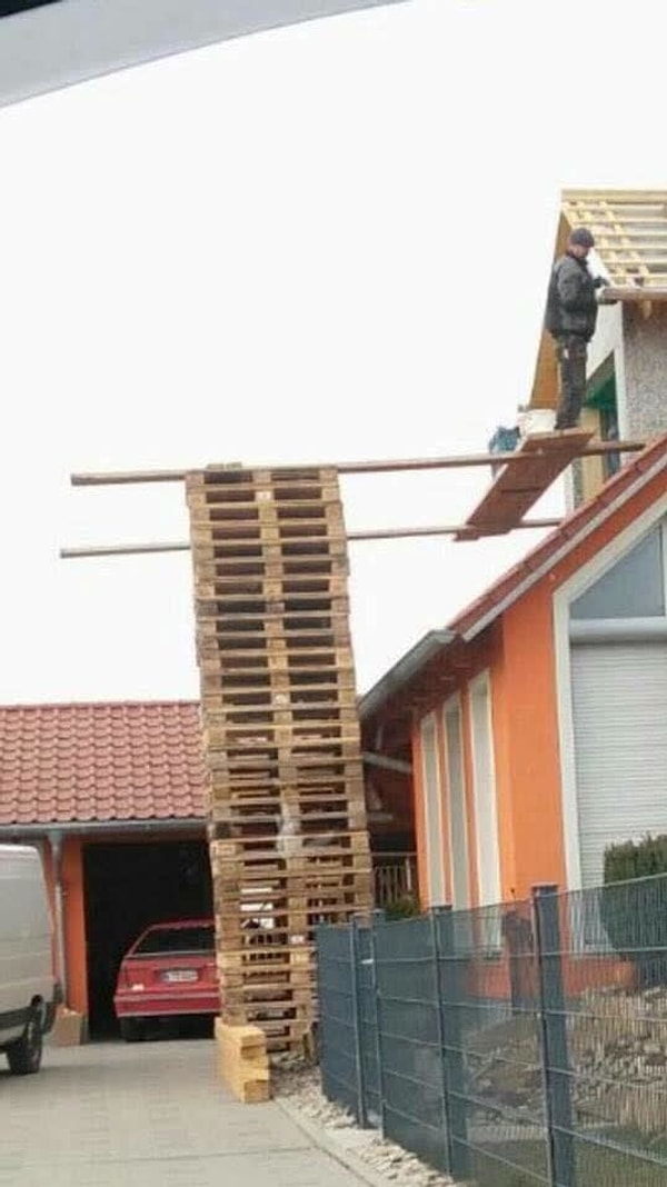 27. Ок, строитель - очень опасная профессия.