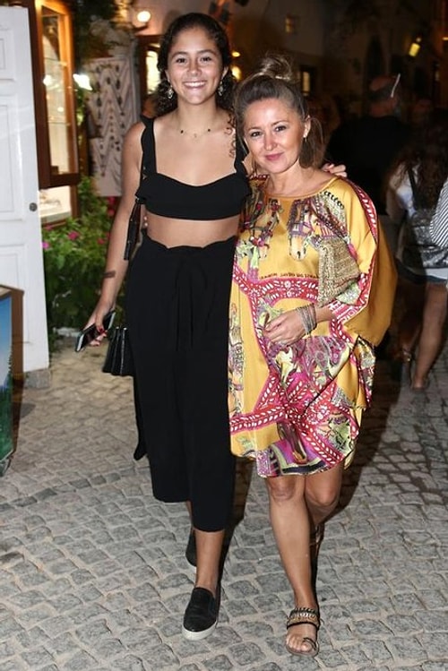 Pınar Aylin'in kızı Maya Tokatlıoğlu.