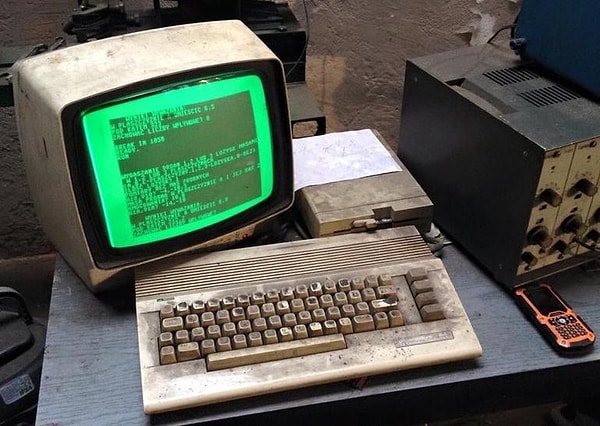 2. Мы знаем, как починить компьютеры, которые американцы отправляют на свалку