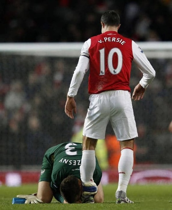 24. "Да, мой хозяин. Как скажете, хозяин!"