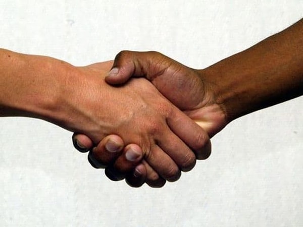 7. С кем из этих людей вы хотели бы встретиться?