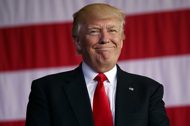 7. Donald Trump - Şişe Toplayıcı