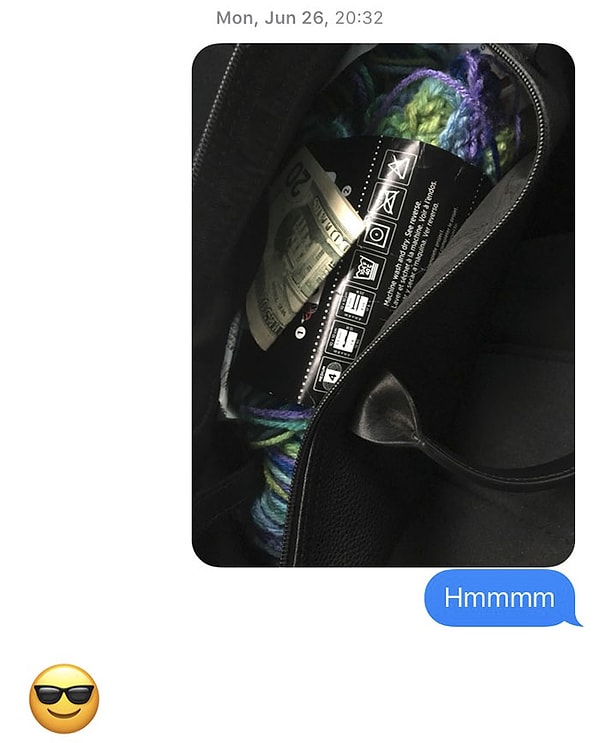 «Обычно отец не оставляет новой купюры, пока не найду предыдущую».