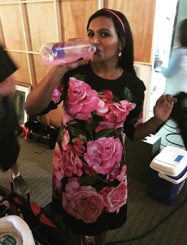 8. Также звезды стараются надевать одежду, которая им идет