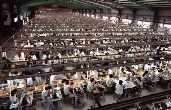 8. В то время как за то же время рабочий на вьетнамском заводе Nike зарабатывает $0,00014