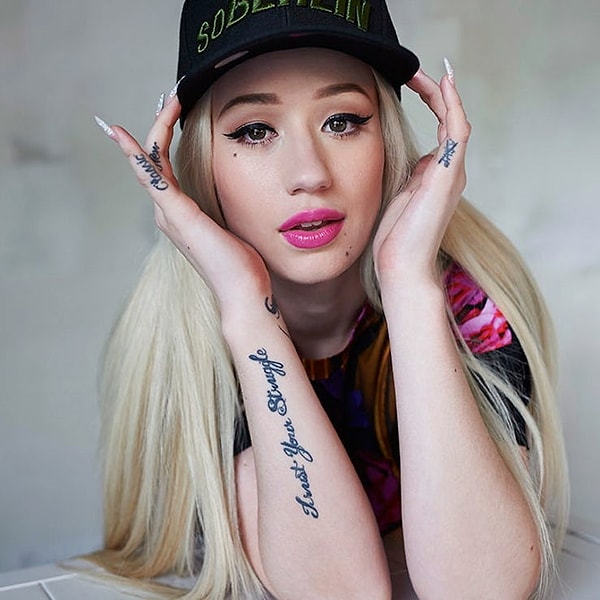 9. Игги Азалия