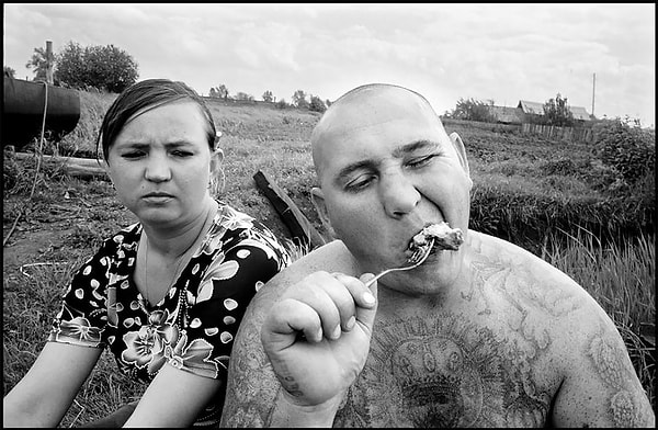 8. Жизнь, похожая на Средневековье, шокирует не только американцев и европейцев, но и среднестатистических россиян.