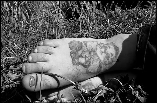 6. Здесь живут бывшие зэки, а также наркоманы и подобные им маргиналы.