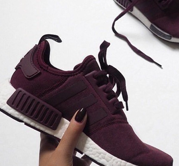 6. Идеальной женщине не нужны костяшки пальцев