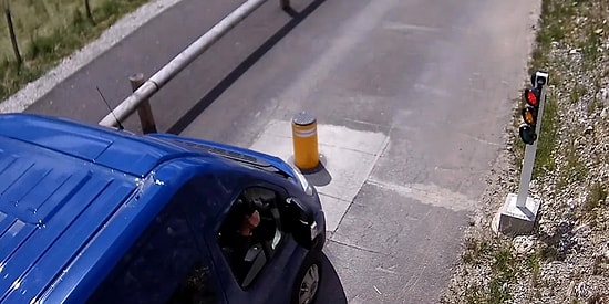 Kuru Kuru Olmaz Deyip Mantar Bariyerini Yağlayan Sabırsız Sürücü