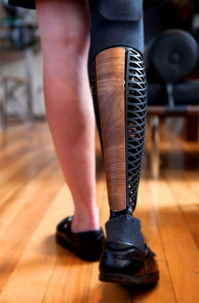 9. Tasarım harikası bir protez bacak. 😍