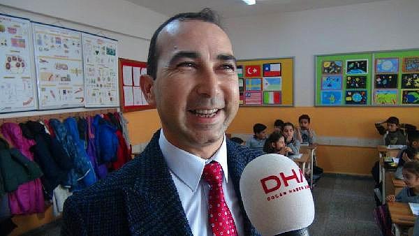 Okul Müdürü Mehmet Aydoğdu ise ‘Tombi’nin öğrencilerle iyi ilişki kurduğunu, çocukların mutluluğunun kendilerinin mutluluğu olduğunu ifade etti.