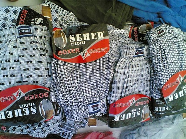 10. Mutsuz bir cinsel hayat için görünür yerde "Seher Yıldızı" yazan bir adet boxer don edinin.
