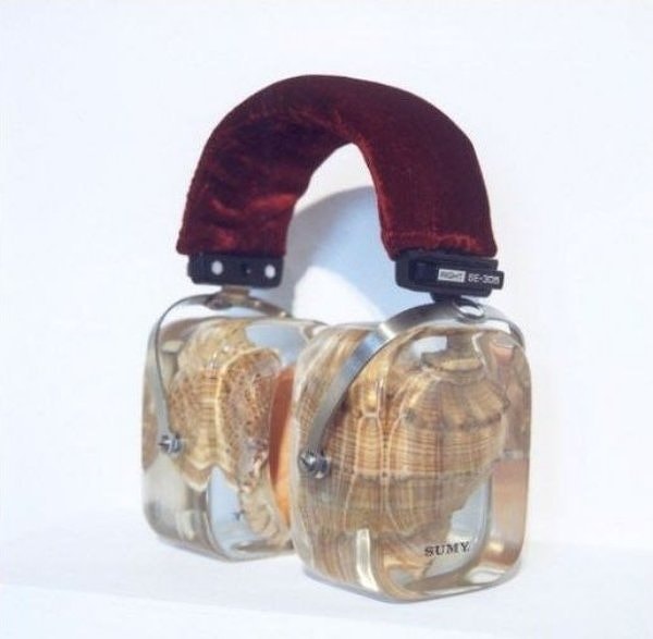 10. Наушники для тех, кто очень скучает по морю