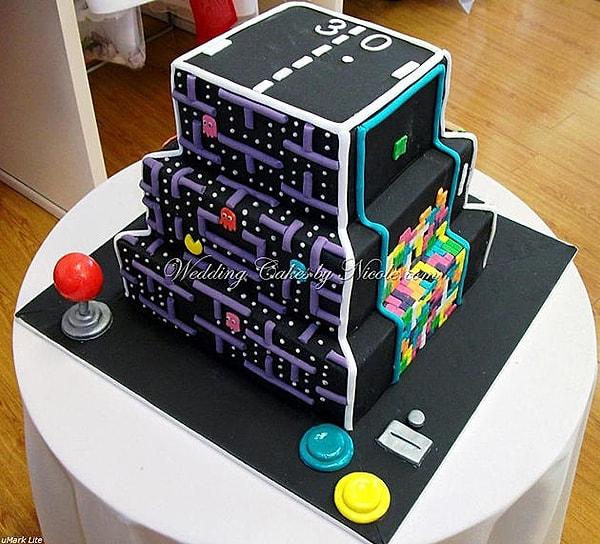 14. Pac-Man / Pong / Tetris
