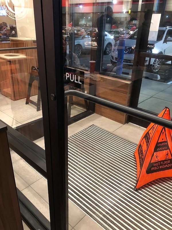 1. Эм, а как зайти вообще?