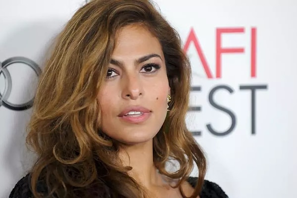 4. Их взгляд выражает все. Не зря говорят, что глаза - зеркало души. Они искренни и никогда ничего не скрывают от собеседника. Все их мысли и чувства можно "прочитать" по глазам.