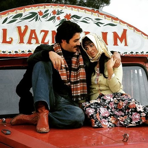 Selvi Boylum Al Yazmalım
