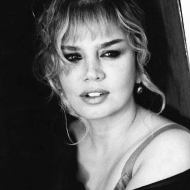 Sezen Aksu
