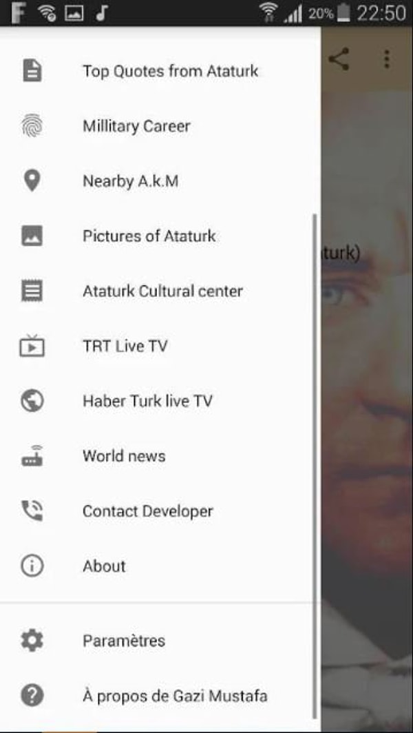 Uygulamada Atatürk'ün kişisel biyografisi, askeri hayatı, fotoğrafları, önemli sözleri bulunuyor