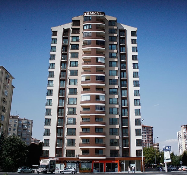 Normal bir apartman dairesiydi.