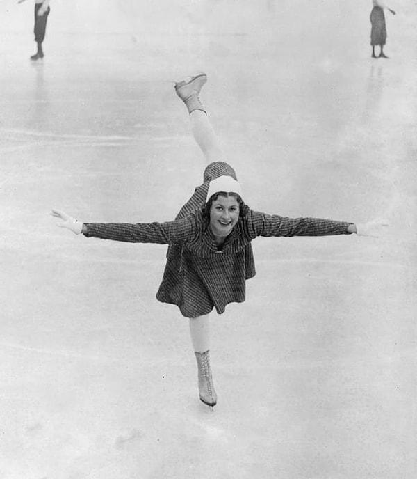 14. Kış olimpiyatları tarihinin en geç atleti 11 yaşındaki İngiliz artistik patinajcı Cecilia Colledge oldu.