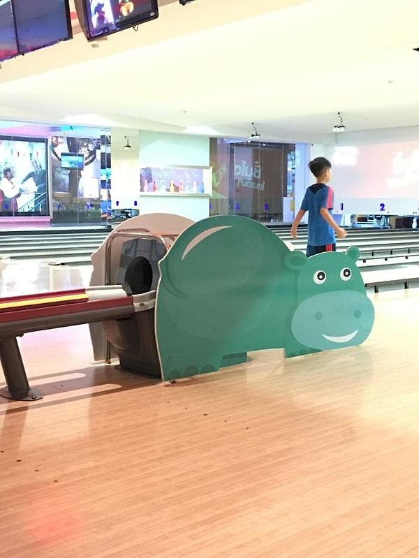 8. Bangkok'da bowling 👇