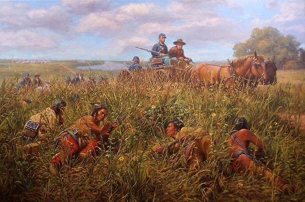 12. Amerika'da, Dakota Savaşı esnasında açlıktan ölmek üzere olan yerlilere “Acıktıysanız gidin çim yiyin” diyen bir market sahibi, ertesi gün ağzı çim dolu bir vaziyette ölü bulunmuş.