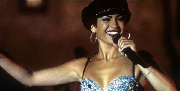 5. Дженнифер Лопес в биографическом фильме о латиноамериканской диве Селене "Селена" (1997 год)