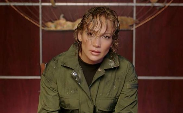 27. В клипе на песню "Ain't Your Mama" (2016 год)