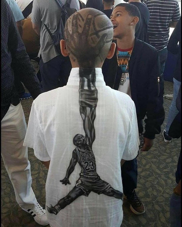 7. "Ну вот что делать, если голова имеет слишком маленькую площадь для воплощения идей?" - спросите вы. А у нас будет ответ 👇