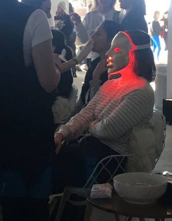 10. Она тоже из ада что ли?