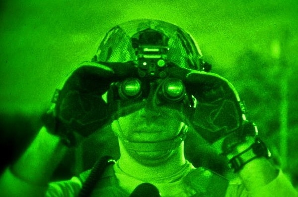 1. Дальтоники в темноте видят гораздо лучше, нежели люди, различающие цвета.