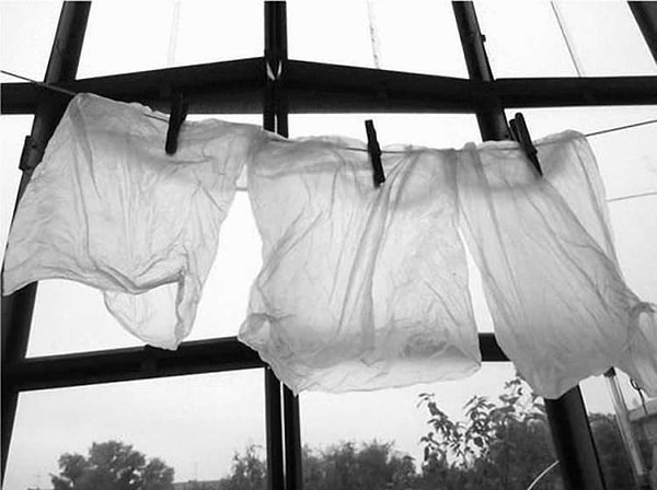 1. Итак, давайте начнем проверку вашей "русскости"! :) Вы когда-нибудь стирали полиэтиленовые пакеты?