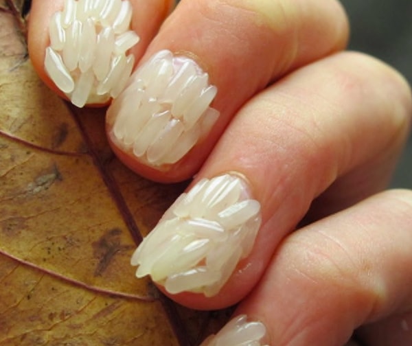 6. Рисовые ногти - для истинных любителей суши! 🍣