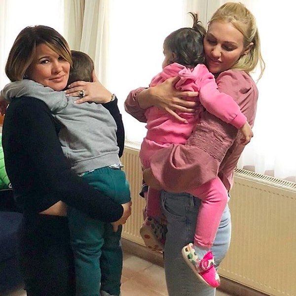 Meryem Uzerli'nin ziyaret ettiği, aile ve gençlik evleriyle sosyal bir yaşamın kapılarını da açan Koruncukköy bugüne kadar üç yüze yakın çocuğa sıcak bir yuva oldu.