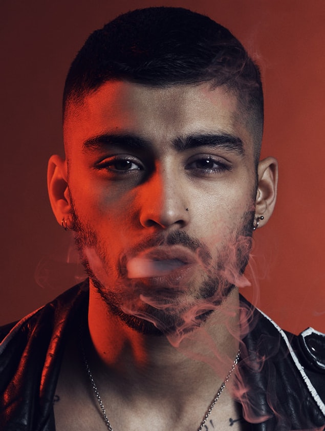 6. Canı sıkıldıkça saç şeklini ve rengini değiştiren bir diğer ünlü isim de Zayn Malik tabii ki.