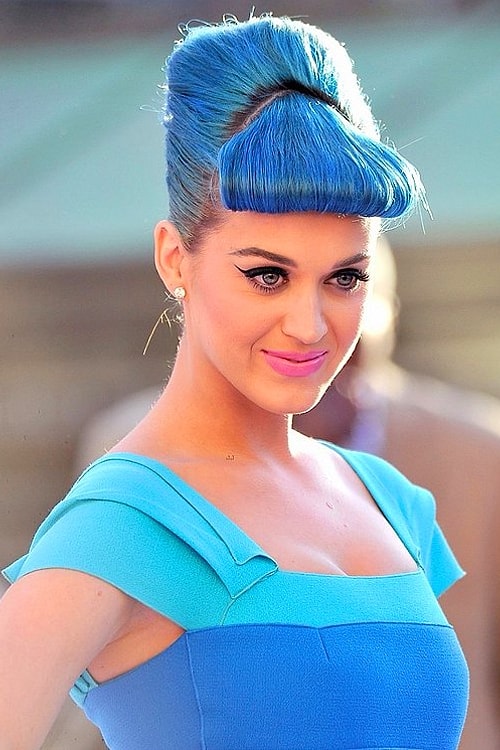 Sadece saçlarında değil tarzında da devrim yapan Katy Perry bu konuda öncü olabilir.