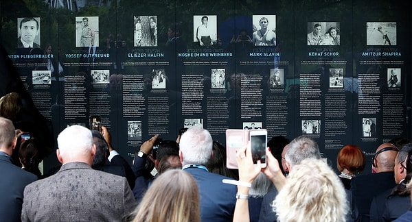 2. Теракт в Мюнхене (на фото памятник жертвам)